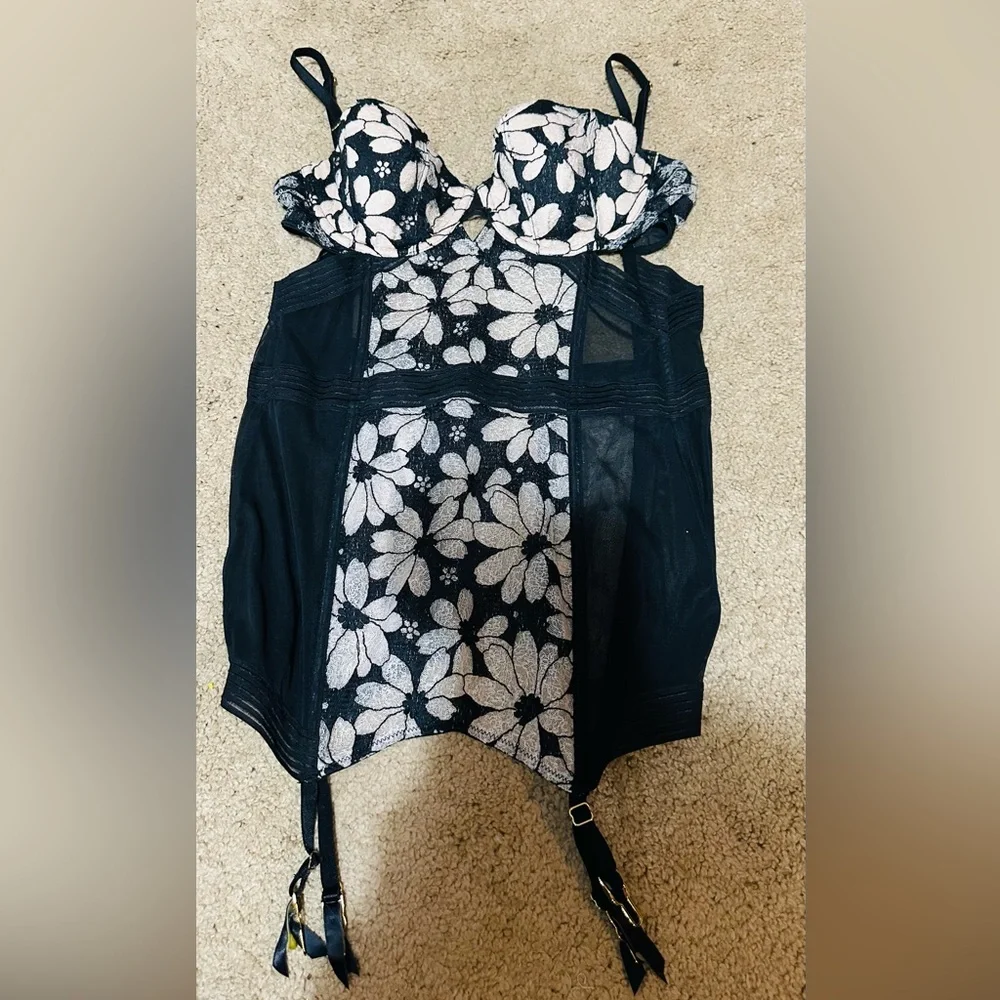 SEXY VICTORIA SECRETS lingerie
